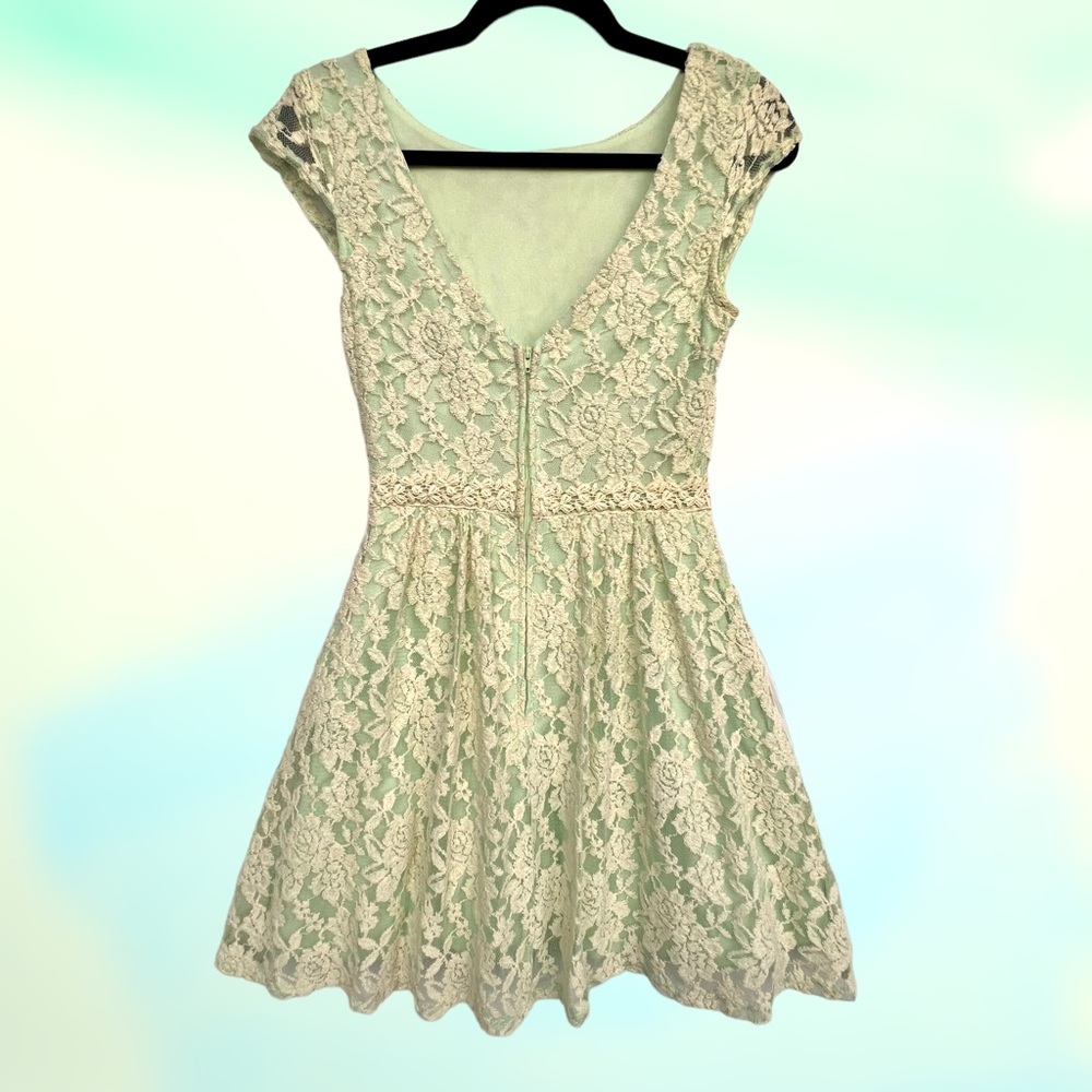 Elegant Cream Lace Dress - Picture 2 of 16